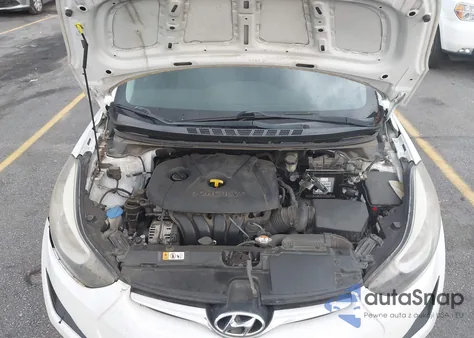 2016 Hyundai Elantra Se z USA, uszkodzony, nr VIN 5NPDH4AE0GH688736